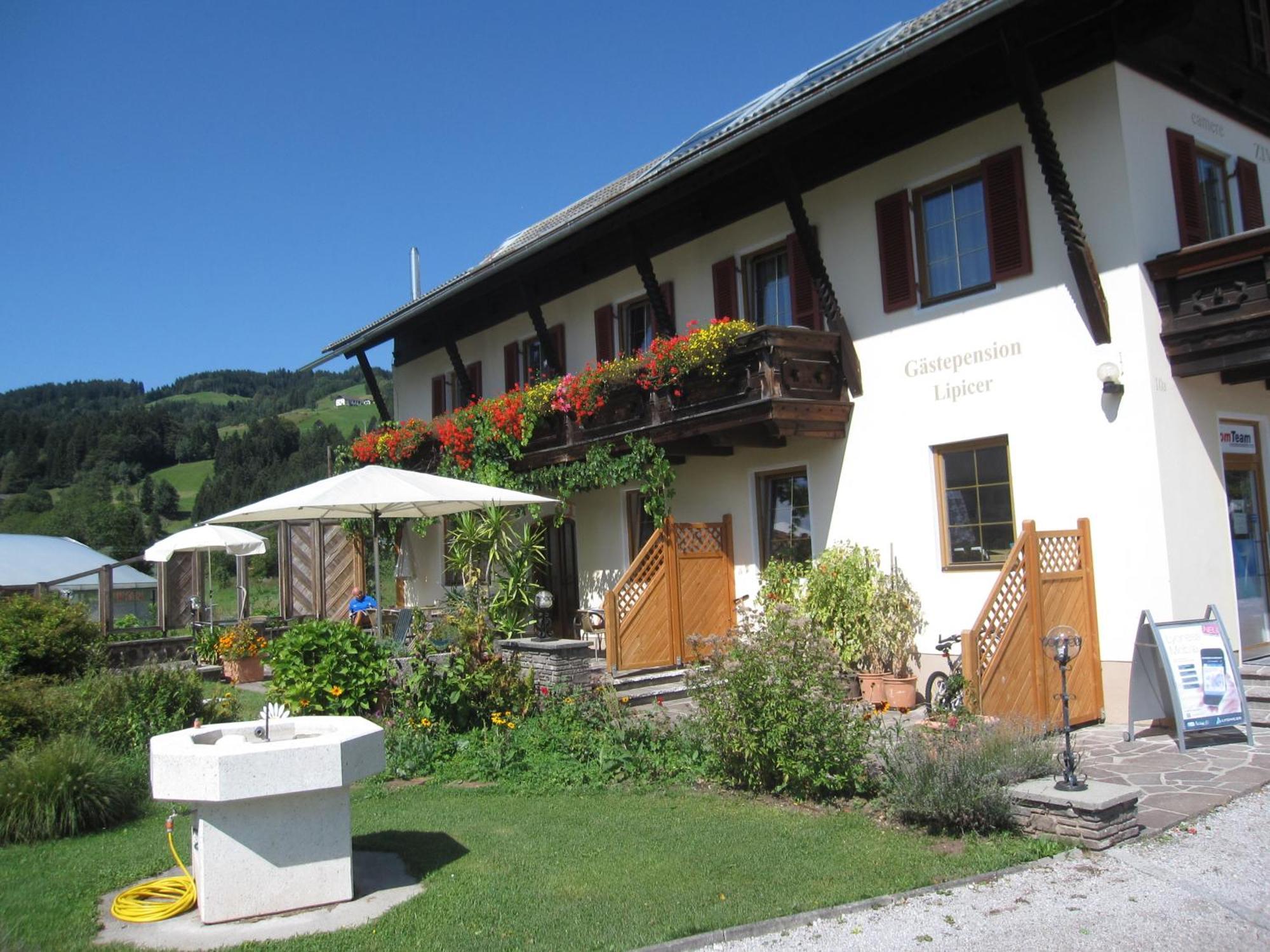 Pension Lipicer Hotel Kotschach-Mauthen Exterior photo